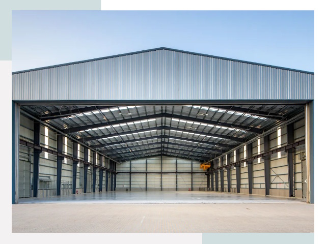 Большие ангары в Салехарде